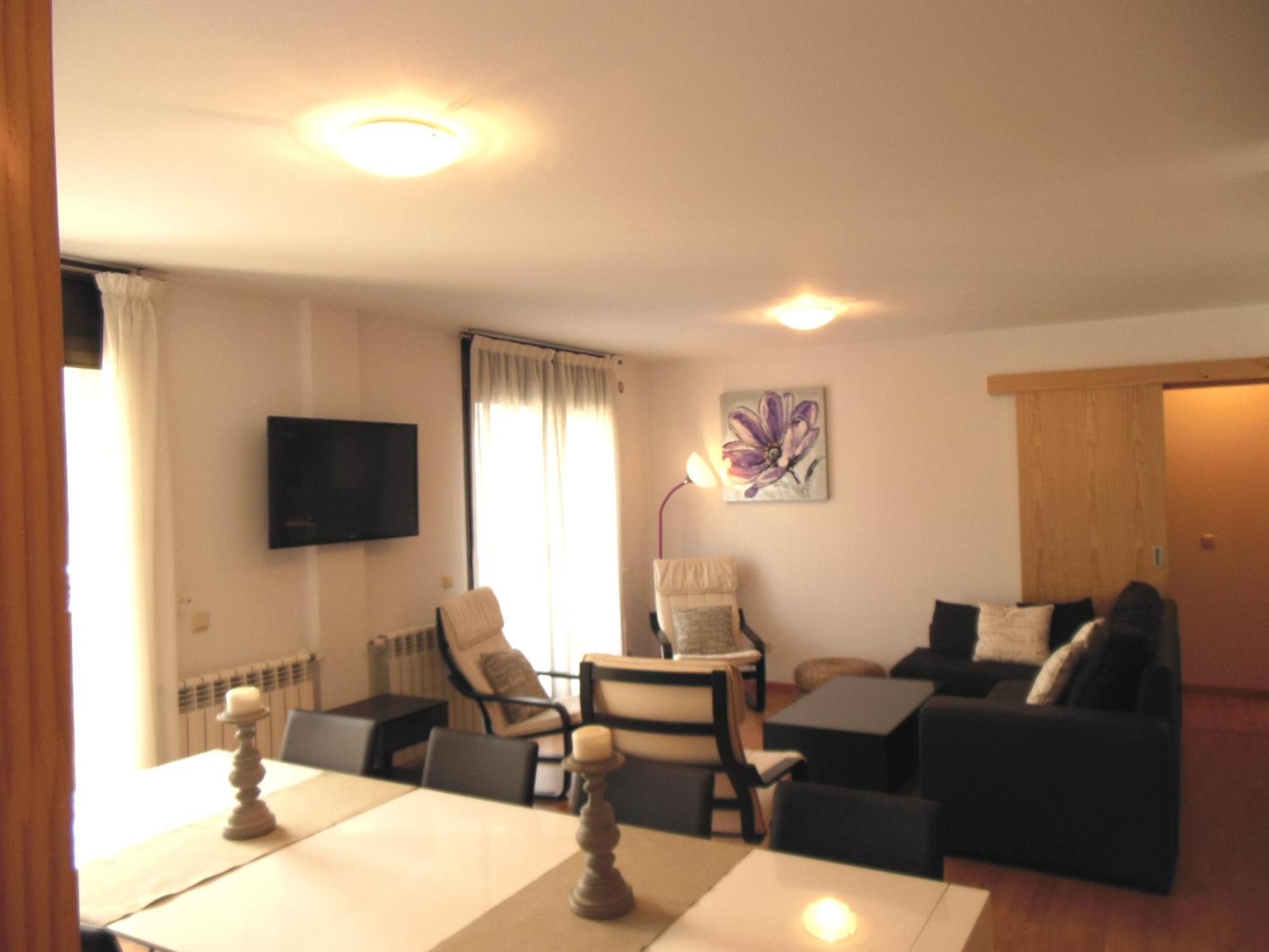 Apartamentos Grifo Vacances Julia El Tarter Bagian luar foto
