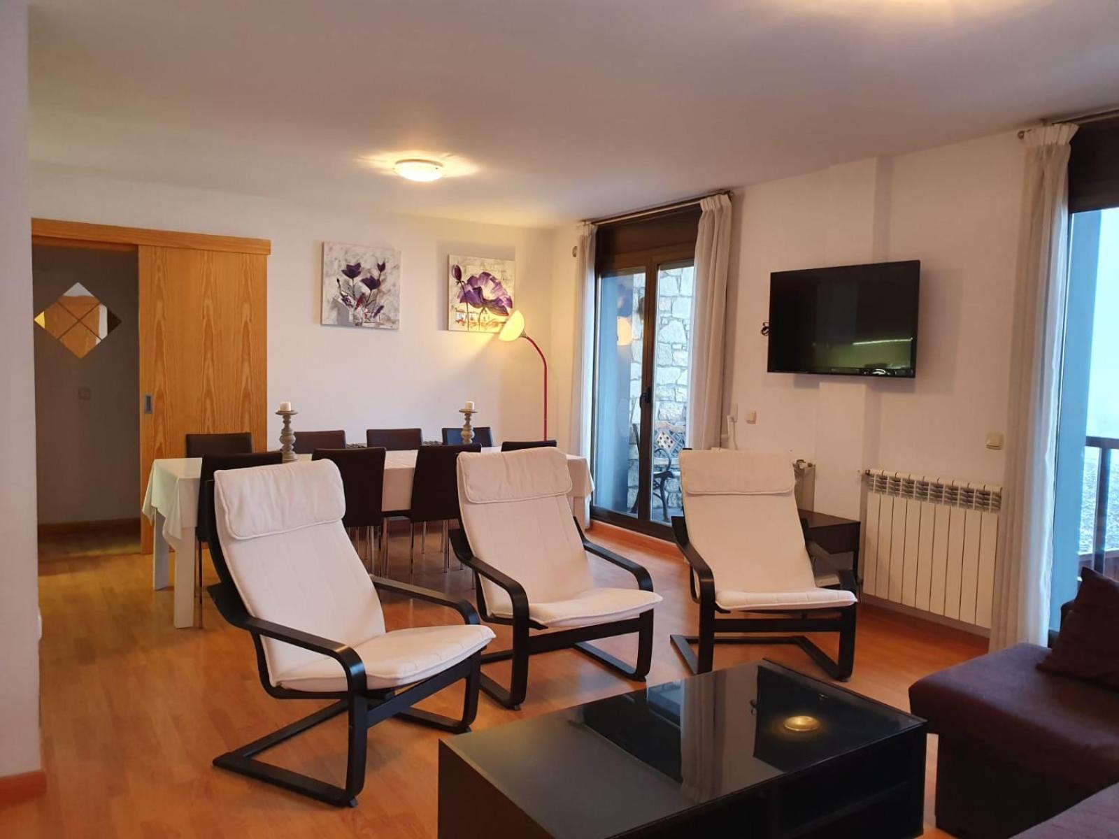 Apartamentos Grifo Vacances Julia El Tarter Bagian luar foto