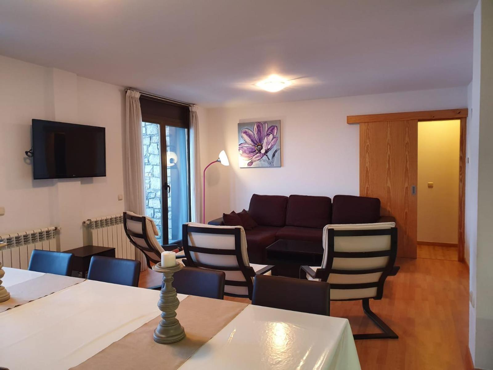 Apartamentos Grifo Vacances Julia El Tarter Bagian luar foto